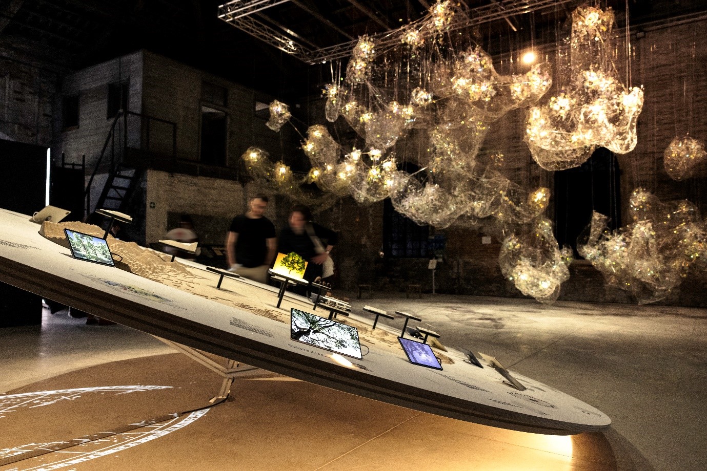 Anelli Attività Venezia: Huawei ti sfida a riscoprire il benessere con l'IA al polso