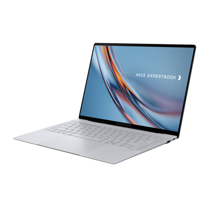 ASUS ExpertBook Ultra arriva finalmente in Italia