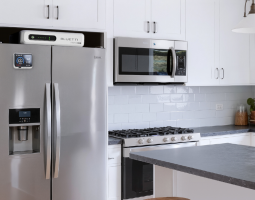 BLUETTI FridgePower Portable Power Station for Home Appliances