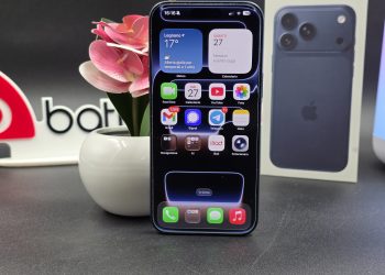 iOS 26 22% utenti iPhone non aggiorna per batteria e Liquid Glass