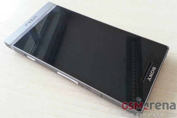 xperia-sl-leak