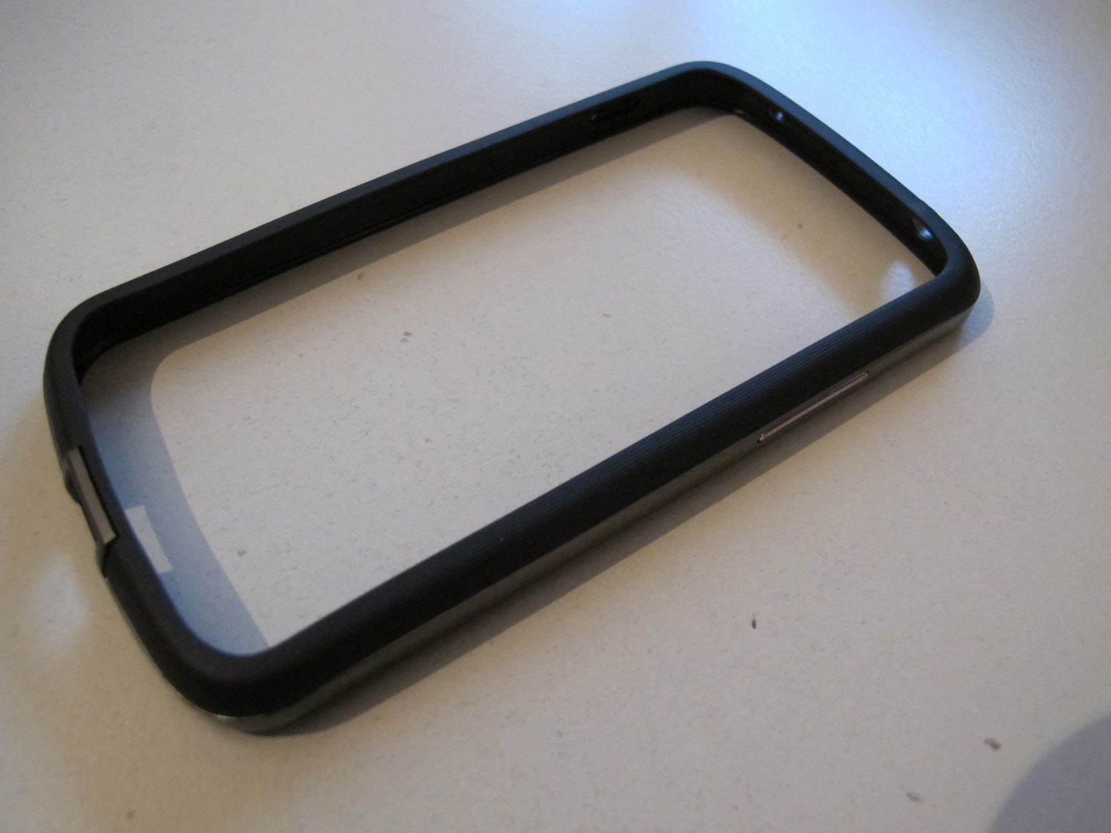 Bumper Nexus 4 (4)