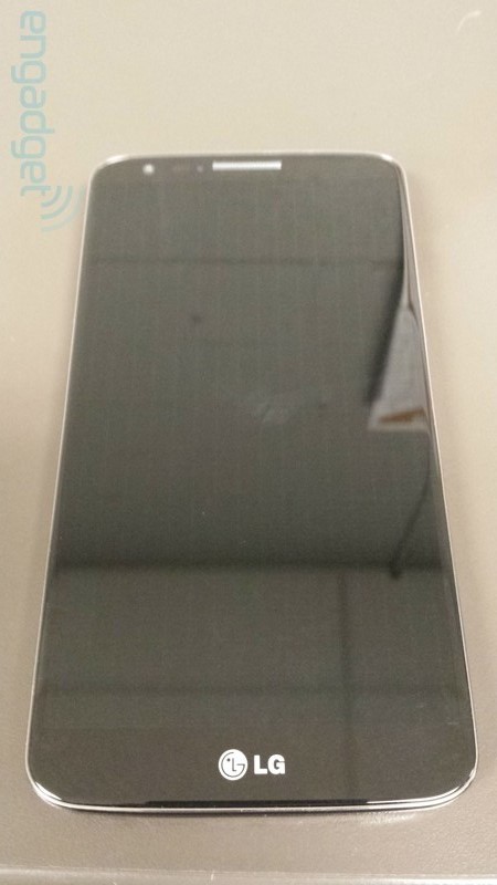 LG-Optimus-G2-Official-Set-2