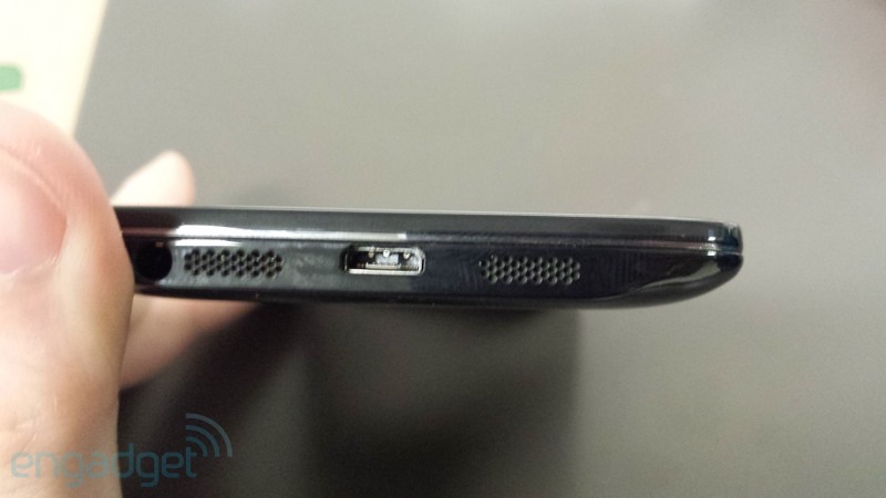 LG-Optimus-G2-Official-Set-5