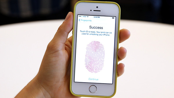 Apple Introduces Two New iPhone Models At Product Launch