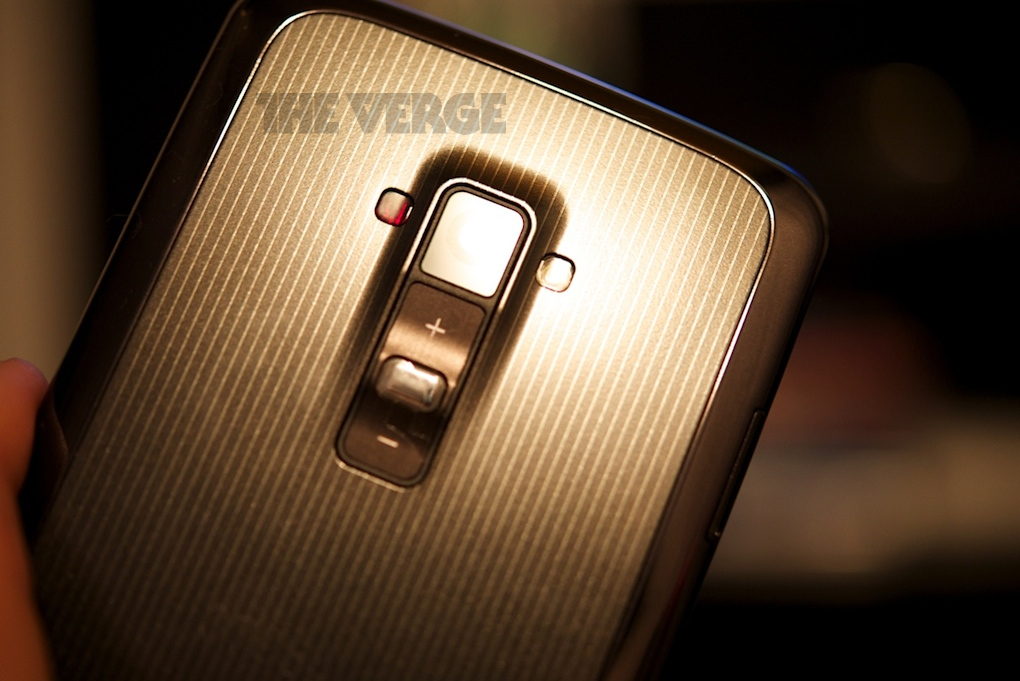 LG-G-Flex-appears-in-the-flesh