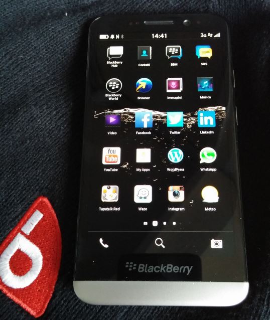 BB Z30 Display