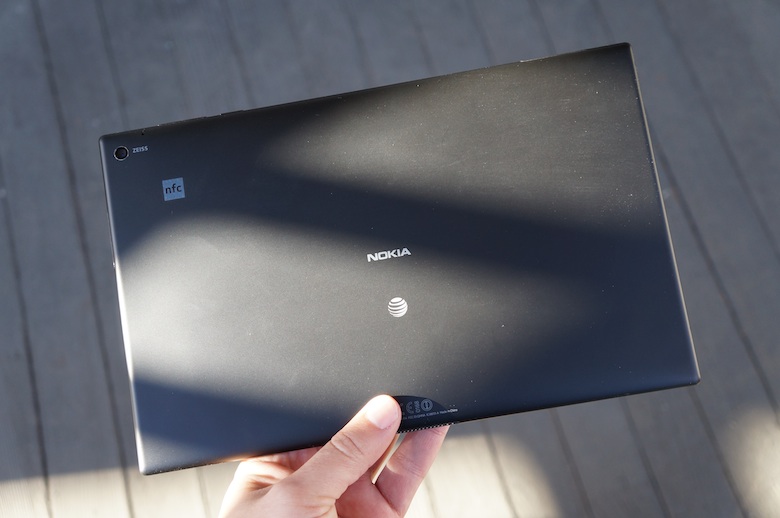 lumia-2520-hands-on-1