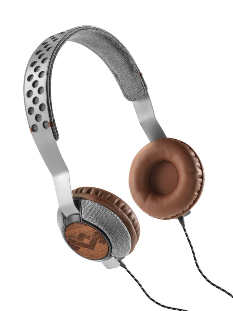 Liberate EM-JH073-SD_Hero_01_r