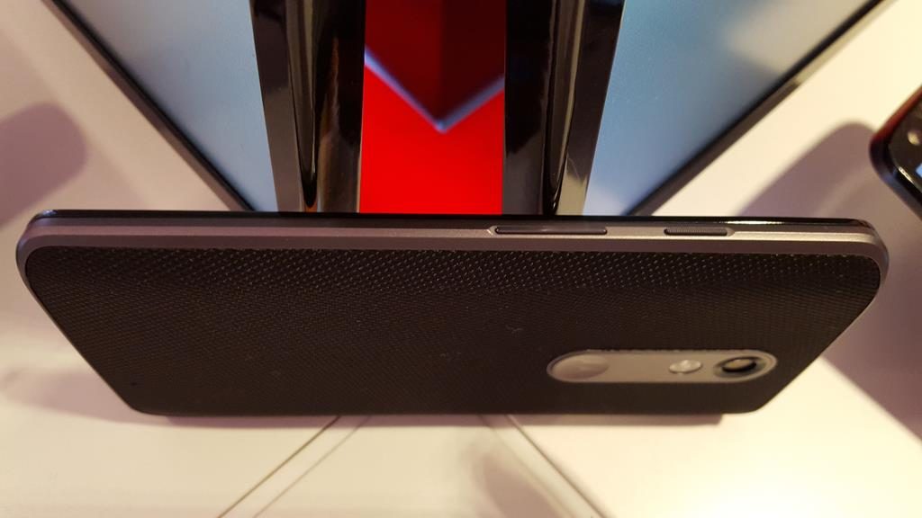 Moto X Force (7)