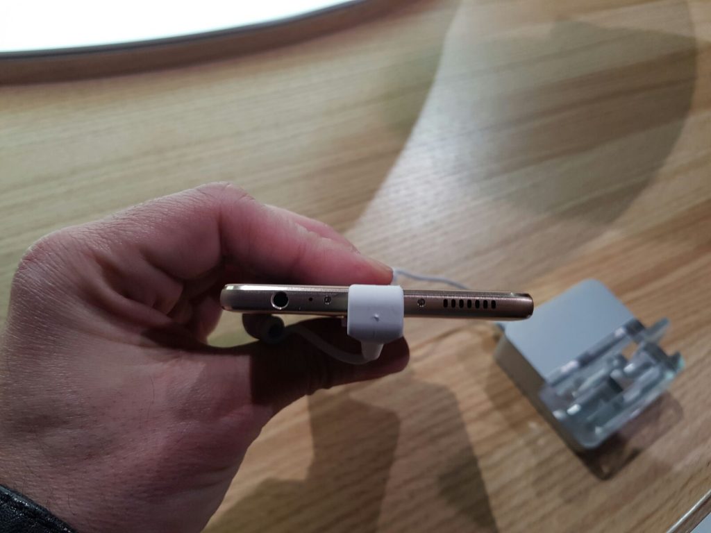 09a21548-de22-4131-958a-2b88ff356c5c