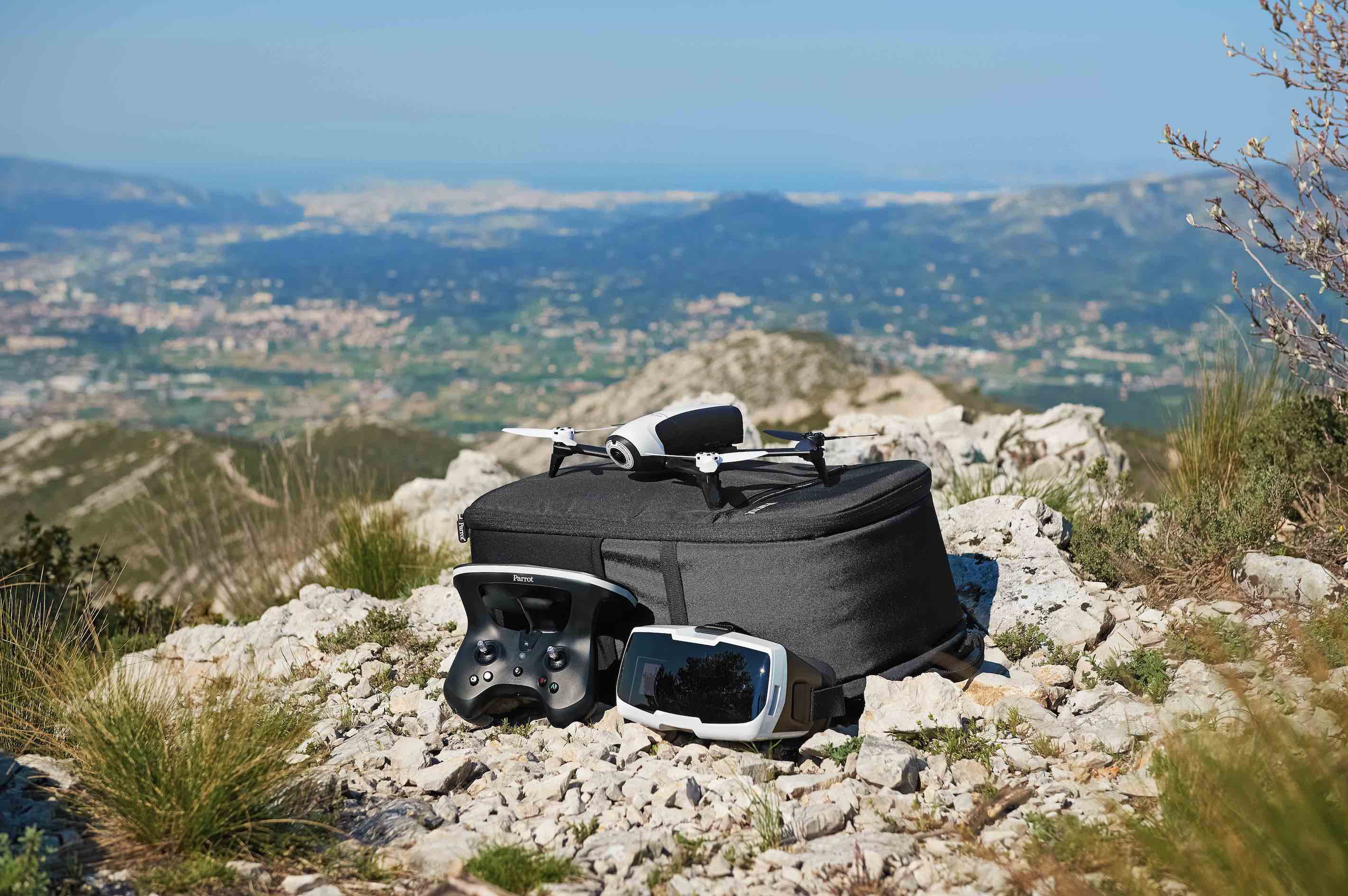 2b.Parrot Bebop 2 Adventurer_lifestyle