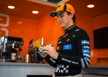 McLaren Racing sceglie SharkNinja come nuovo partner