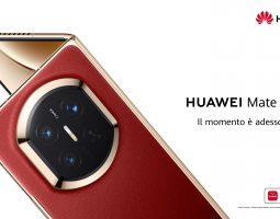 HUAWEI Mate X7: pieghevole senza compromessi