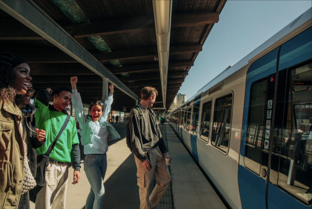 Trainline in estate fa risparmiare fino al 63%