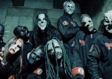 Causa Slipknot.com: Slipknot fa marcia indietro