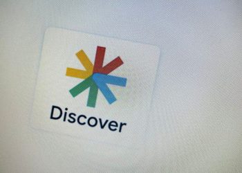 Google Discover cambia: AI, YouTube e X rubano traffico