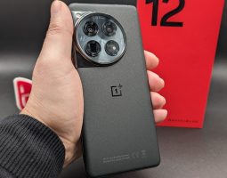 Aggiornamento OnePlus 12 OxygenOS 15.0.0.404