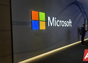 Microsoft e OpenAI: l’investimento pesa sui conti