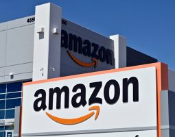 Amazon taglia altri 16.000 posti di lavoro