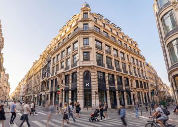 Revolut apre a Parigi la sede per l’Europa occidentale