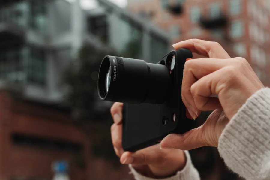 iPhone 17 Pro zoom 24x: sì, ma con accessorio esterno