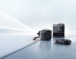eufy lancia i robot aspirapolvere Omni E28, E25 e C10