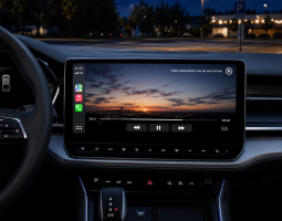 CarPlay video arriva con iOS 26 ad auto ferma