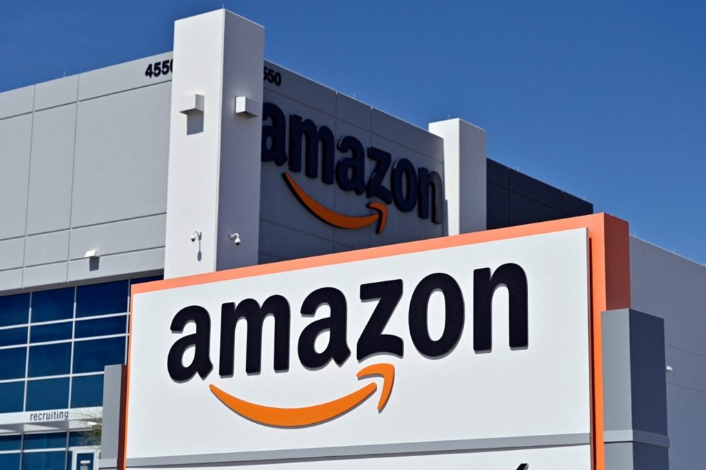 Amazon taglia altri 16.000 posti di lavoro