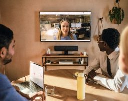 Jabra PanaCast U30 semplifica i meeting