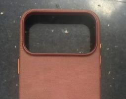 iPhone 17 custodia eco-friendly in tessuto sintetico al posto della FineWoven