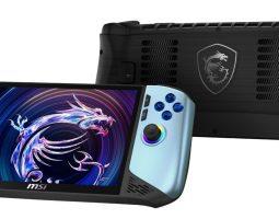 MSI Claw 8 AI+ Glacier Blue arriva in Italia