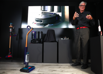 Dyson porta a Berlino 11 novità e debutta Dyson PencilVac