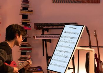 LG presenta il nuovo Smart Monitor Swing