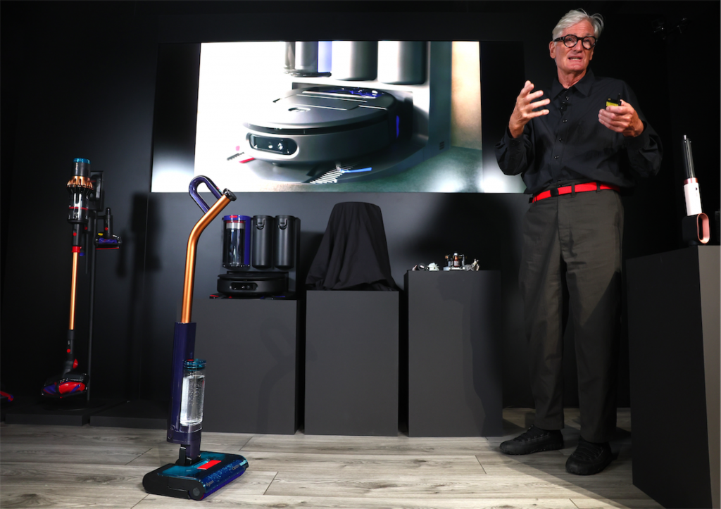 Dyson porta a Berlino 11 novità e debutta Dyson PencilVac