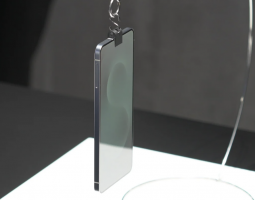 Samsung posticipa il lancio di Galaxy S25 Edge