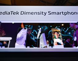 Oppo rafforza la strategia AI: esperienze utente e sicurezza avanzate