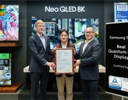 Samsung QLED ottiene la certificazione “Real Quantum Dot Display”