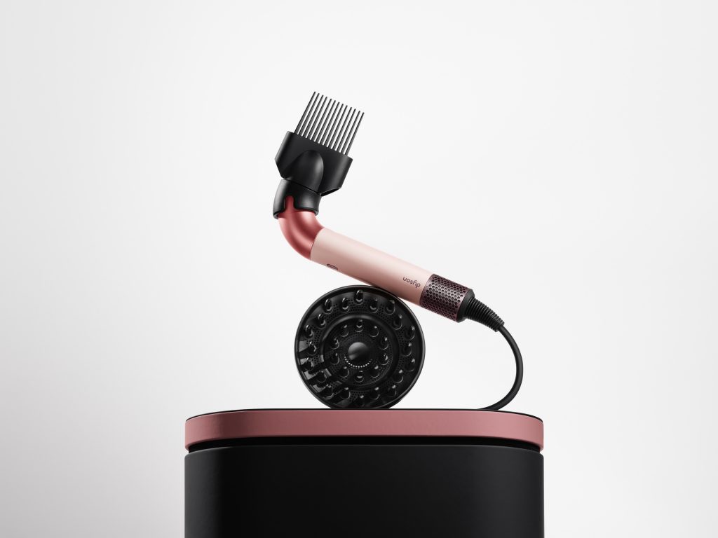Dyson presenta il nuovo asciugacapelli Supersonic r