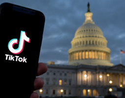 TikTok torna sugli smartphone federali negli Stati Uniti