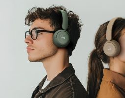 JVC HA-S59W: cuffie leggere e versatili