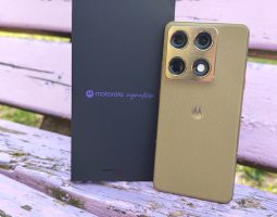 Motorola Signature arriva in Italia: camera top, design ultrasottile