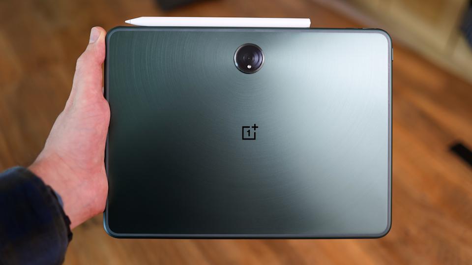 OnePlus Pad Mini, tablet Android compatto con Snapdragon 8 Elite Gen 2