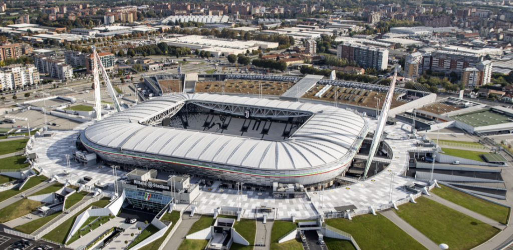 DAZN lancia “Stadi 5.0”: il futuro degli stadi di calcio