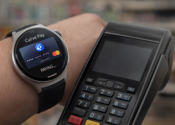 Curve Pay arriva sugli smartwatch Huawei