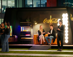 Coca-Cola porta Zero Worries al Fuorisalone 2026