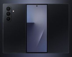 Galaxy Z TriFold torna disponibile il 10 aprile