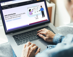 Certificazione AWS AI: nuove risorse per formarsi sulle tecnologie generative