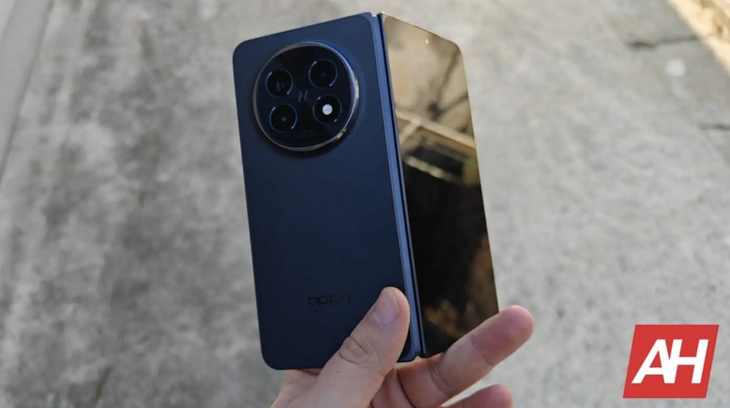 OnePlus Pagani: un misterioso foldable potrebbe arrivare nel 2026