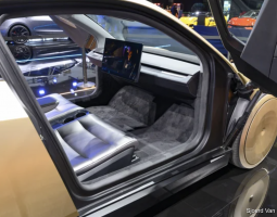 Causa Tesla: il giudice ritiene plausibile l’accusa di copyright